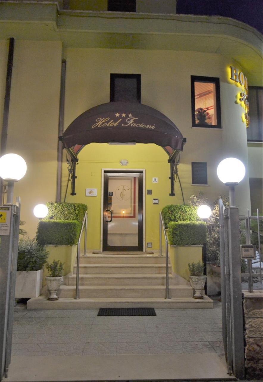法西奥尼酒店 波梅齐亚 外观 照片
