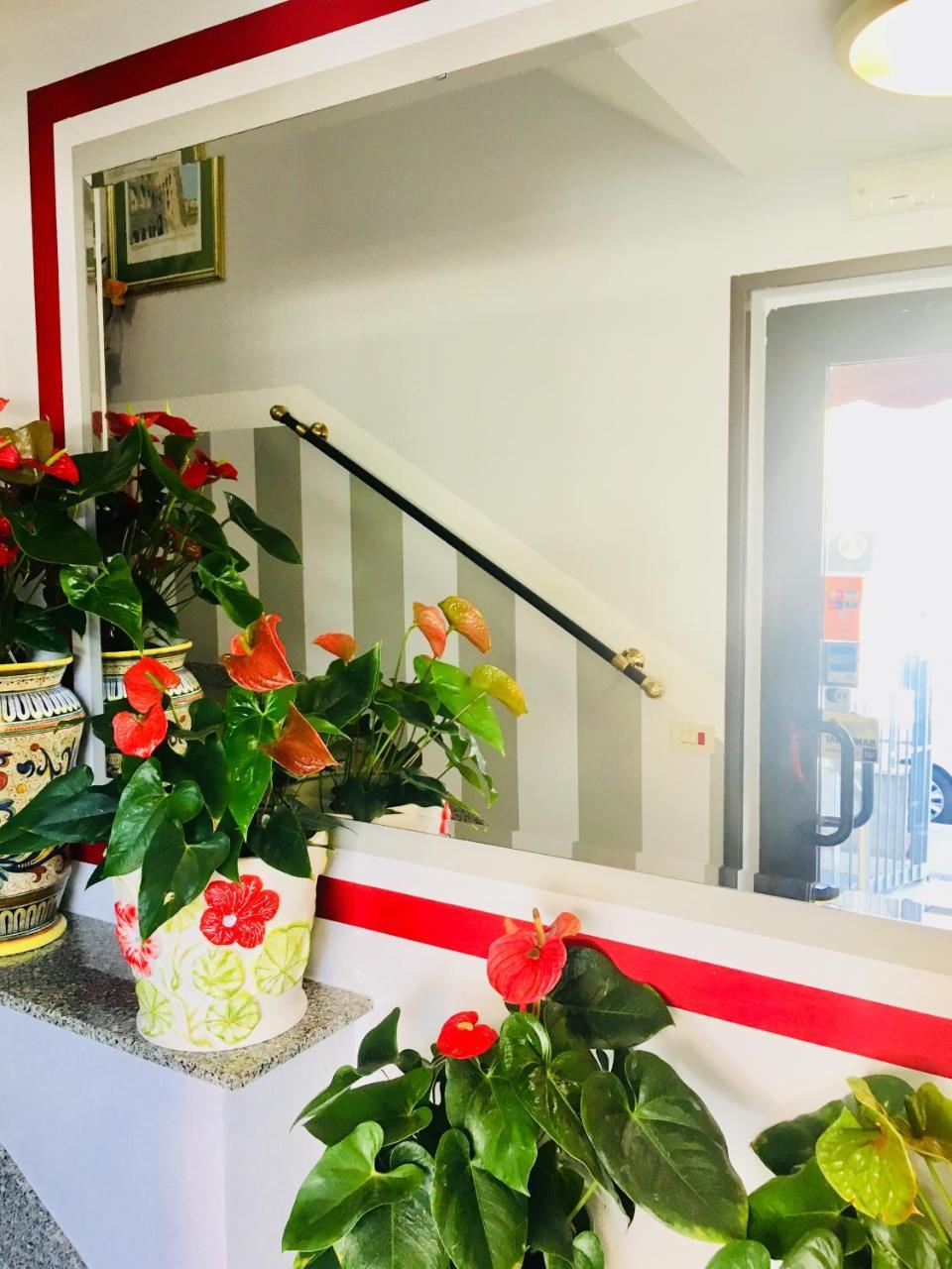 法西奥尼酒店 波梅齐亚 外观 照片
